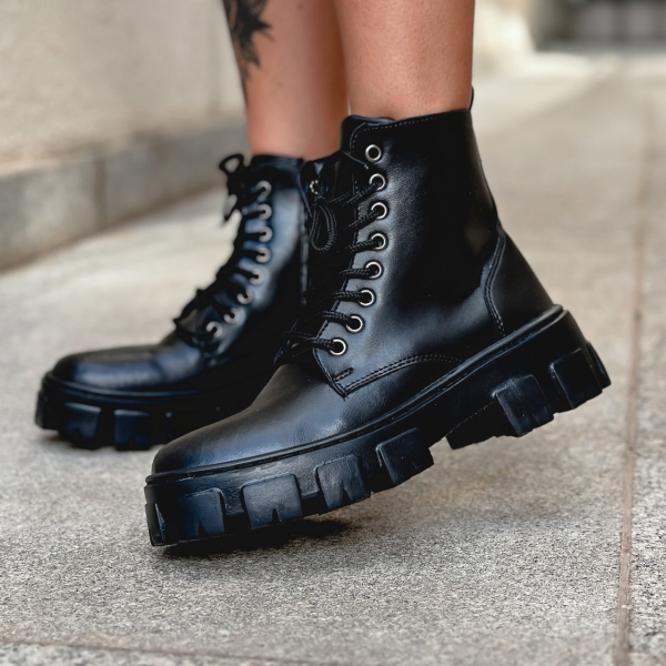 Bota Coturno Feminino Tratorado Preto "ANNE" 1104DB