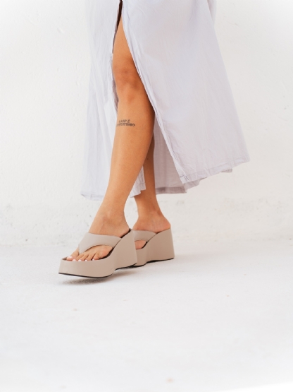Tamanco Papete Chinela Feminino Aveia "VIK" 2100DB