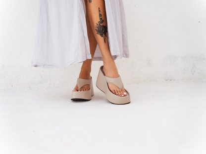 Tamanco Papete Chinela Feminino Aveia "VIK" 2100DB