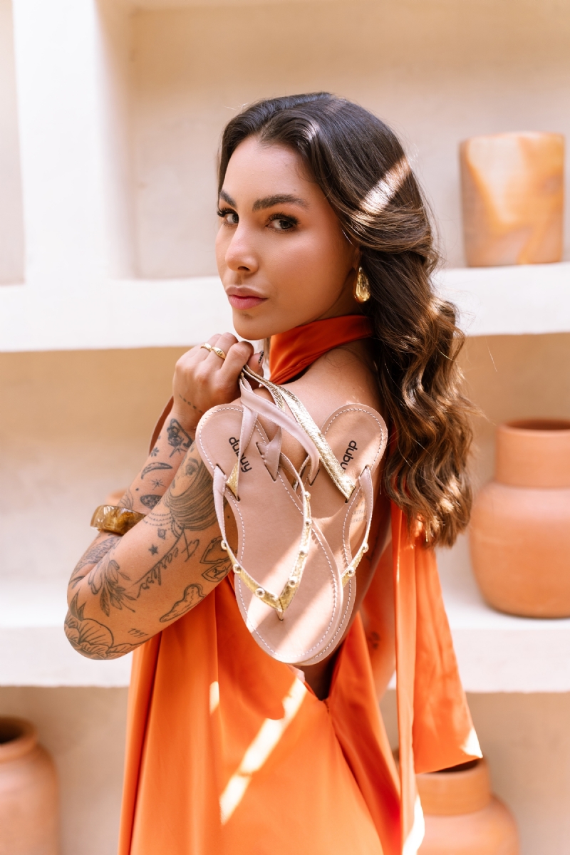 Sandália Rasteira Dourado Feminina "NICE" 2036DB
