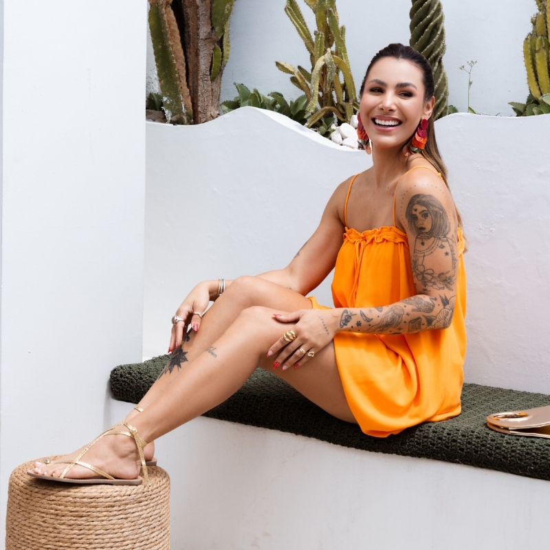 Sandália Rasteira Dourado Feminina "NARA" 2038DB